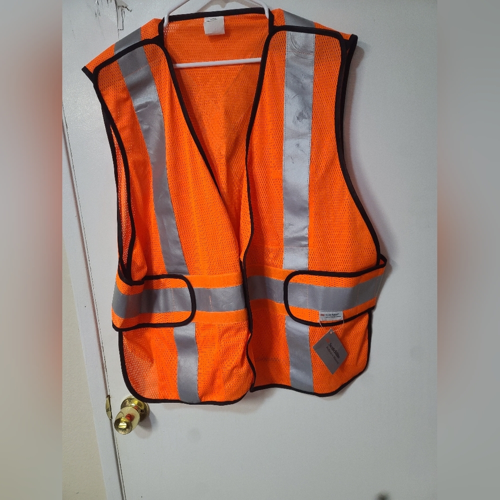 3M Construction Safety Vest🦺